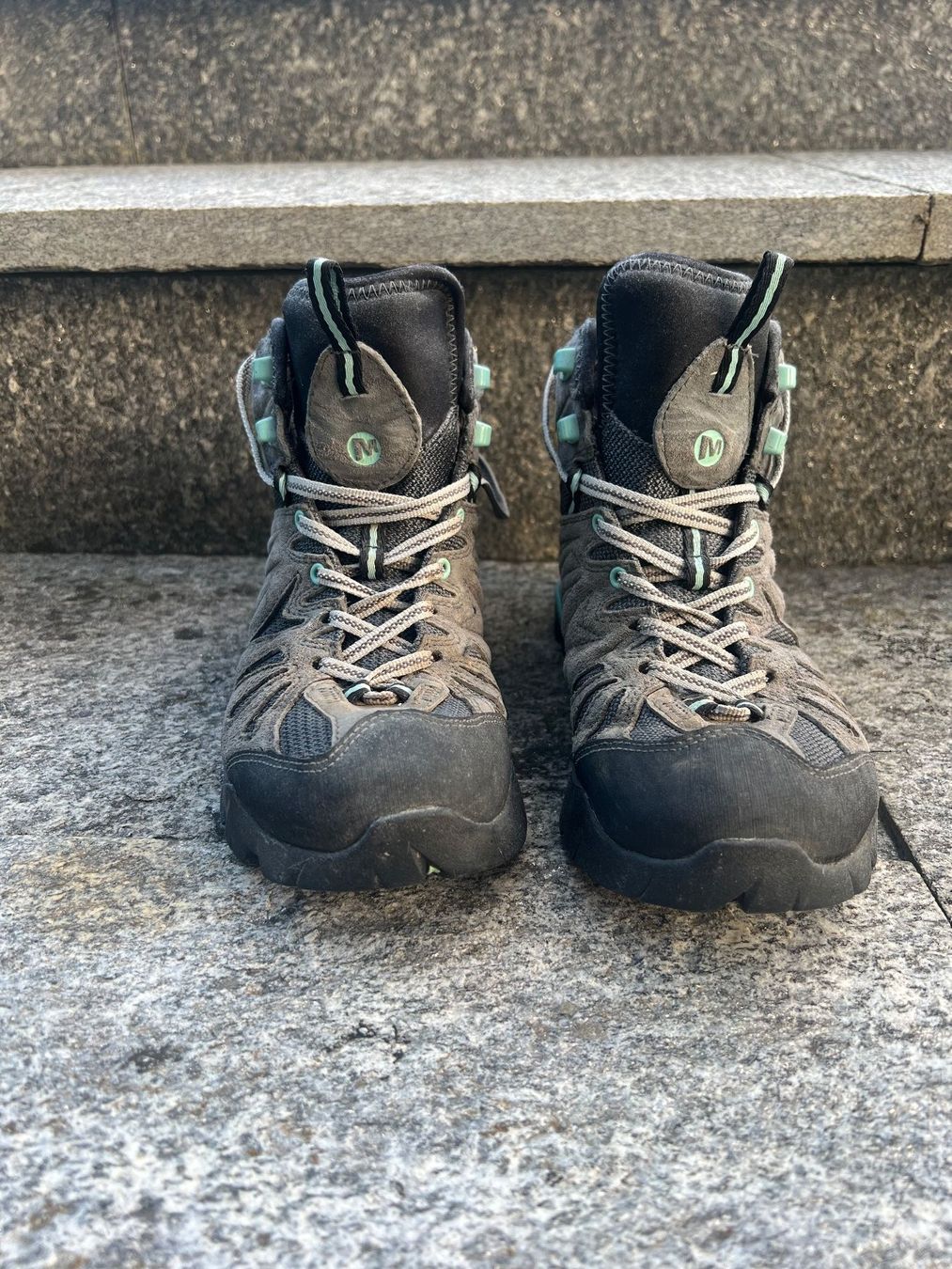Merrell Scarpe da uomo: Merrell Trekking Wanderschuh Gr. 39 (8.5) – Usato da Kloten venduto da Smile44 1