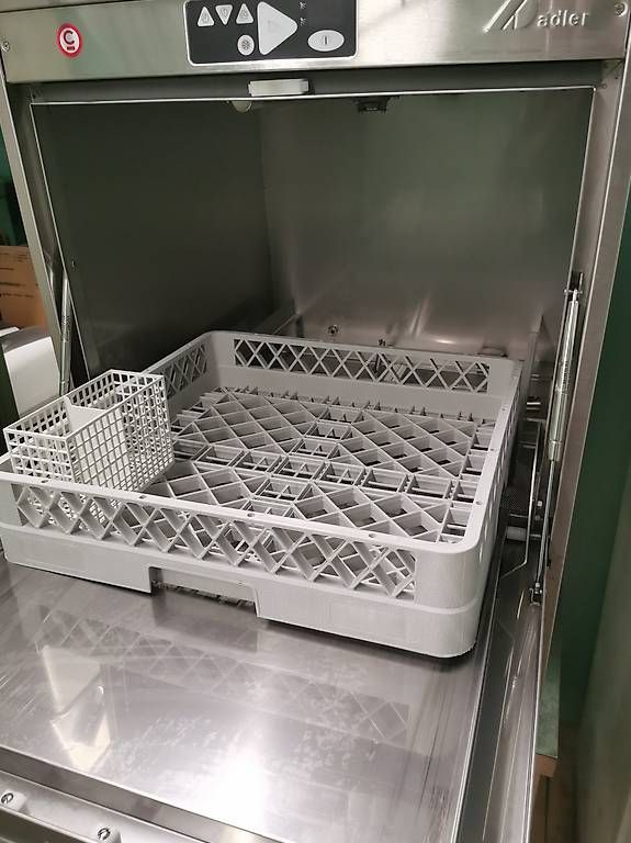 Lavastoviglie: Lave-vaisselle professionnel ADLER, avec table inox. – Usato da St-Aubin FR venduto da sme_nw6w 4