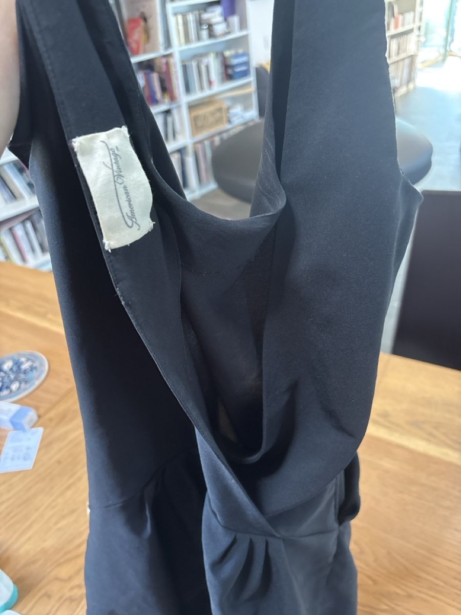 Vestiti: Robe dos nu American vintage – Usato da Lausanne venduto da Soins 2