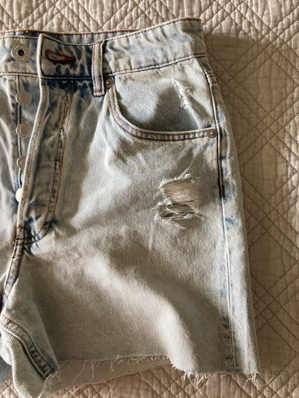 H&M Jeans: Short en jeans – Neuf (Voir description) à Lausanne par shabnam.t 3