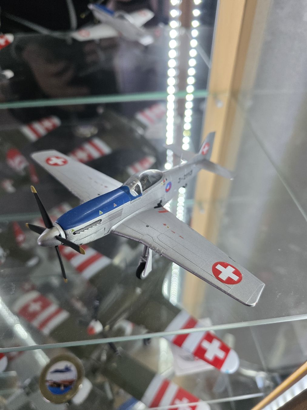 Kit di modellismo & Modellini statici: Mustang Dubendorf 1/72 metall – Nuovo e nell'imballaggio originale da Lentigny venduto da kev_j2xf