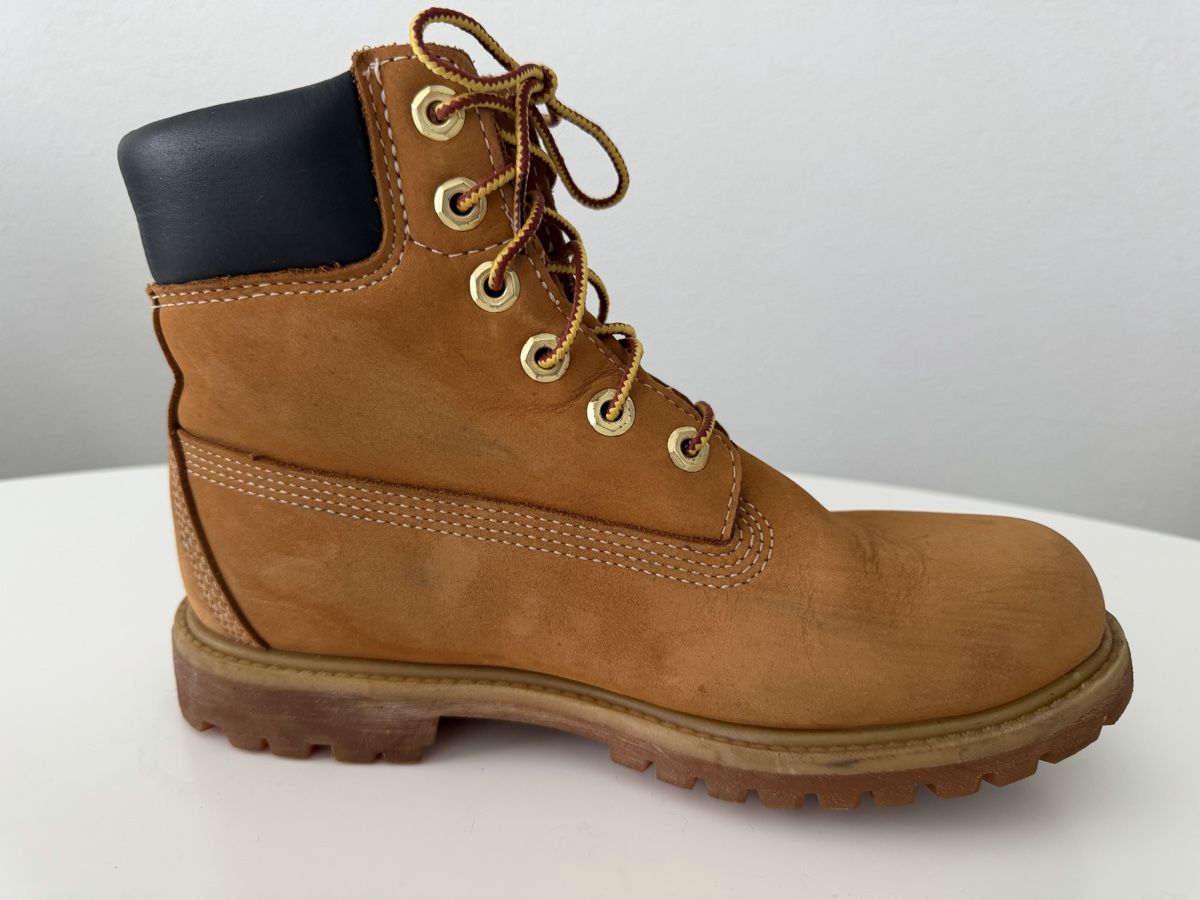 Timberland Scarpe da donna: Timberland Boots, Gr. 38 / 7.5, braun – Usato da Jona venduto da dar_k2v9 1