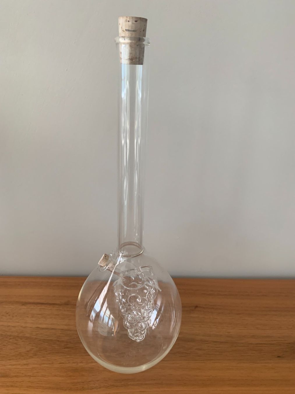 Carafes: Karaffe NEU,  mit Traube, mit Ausguss, ca. 30 cm – Neuf (Voir description) à Laax GR par wil_66wq 2