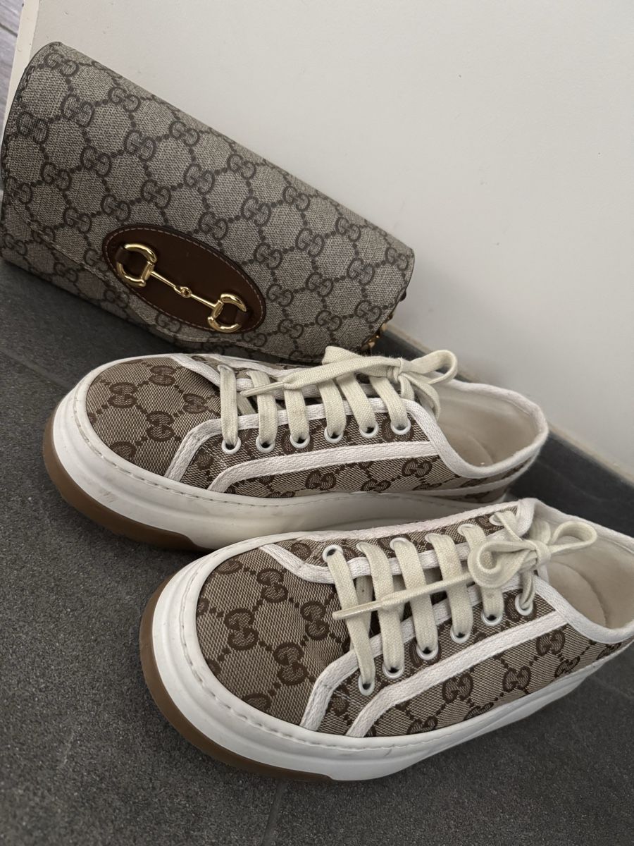 Gucci Borse da donna: Guccitasche, Top Zustand – Usato da Brugg AG venduto da jeeennny 1