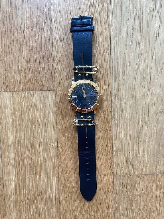 Versace Orologi: Versus Versace Damenuhr nie getragen – Usato da Basel venduto da lafleur2663 1