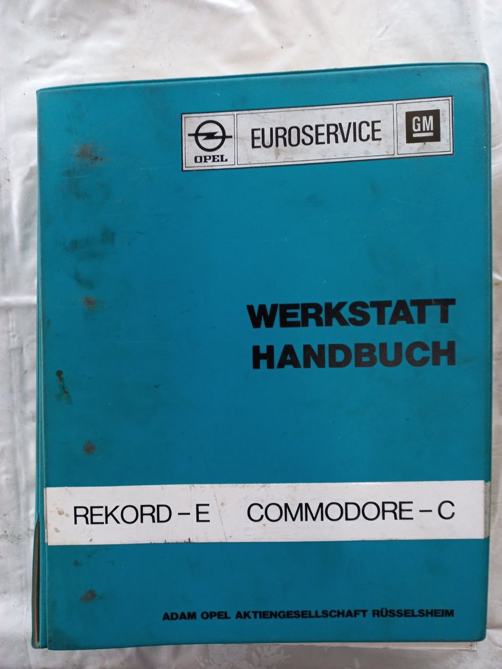 Opel Documenti: Original Oldtimer Werkstatthandbuch OPEL Rekord E Commodore – Usato da Dulliken venduto da classiclerchdulliken