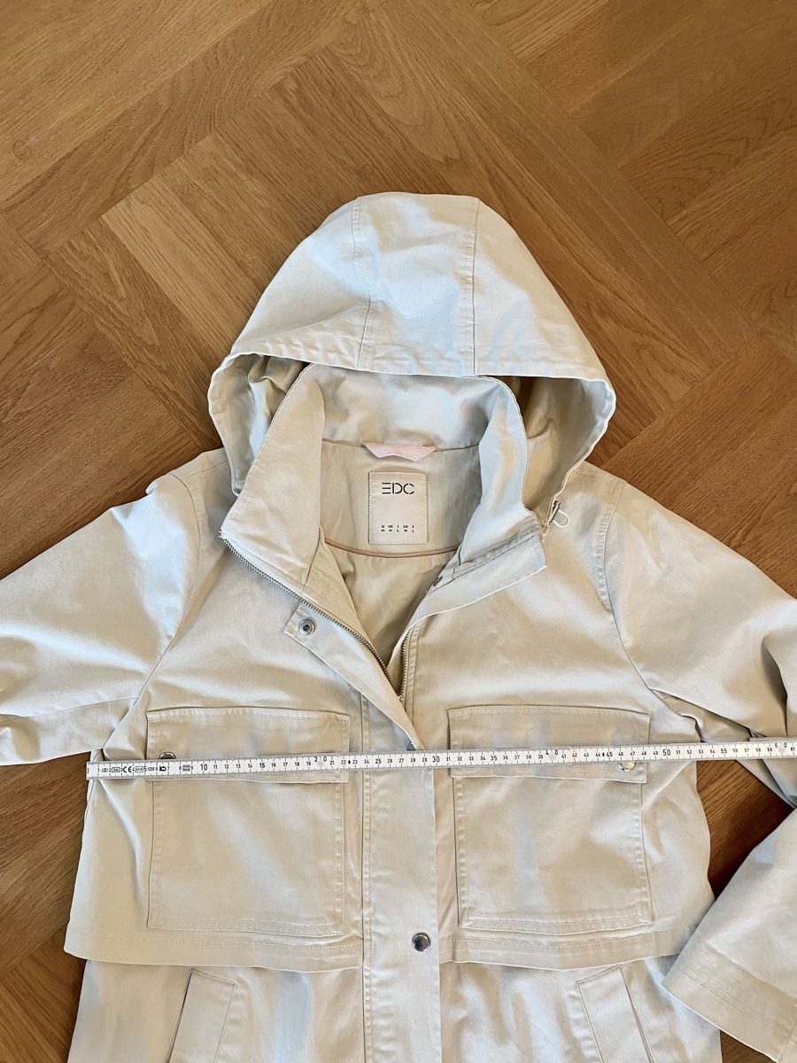 Esprit Jacken: Esprit Übergangsjacke Trenchcoat Beige Gr. M – Gebraucht aus Zürich von blancali 3