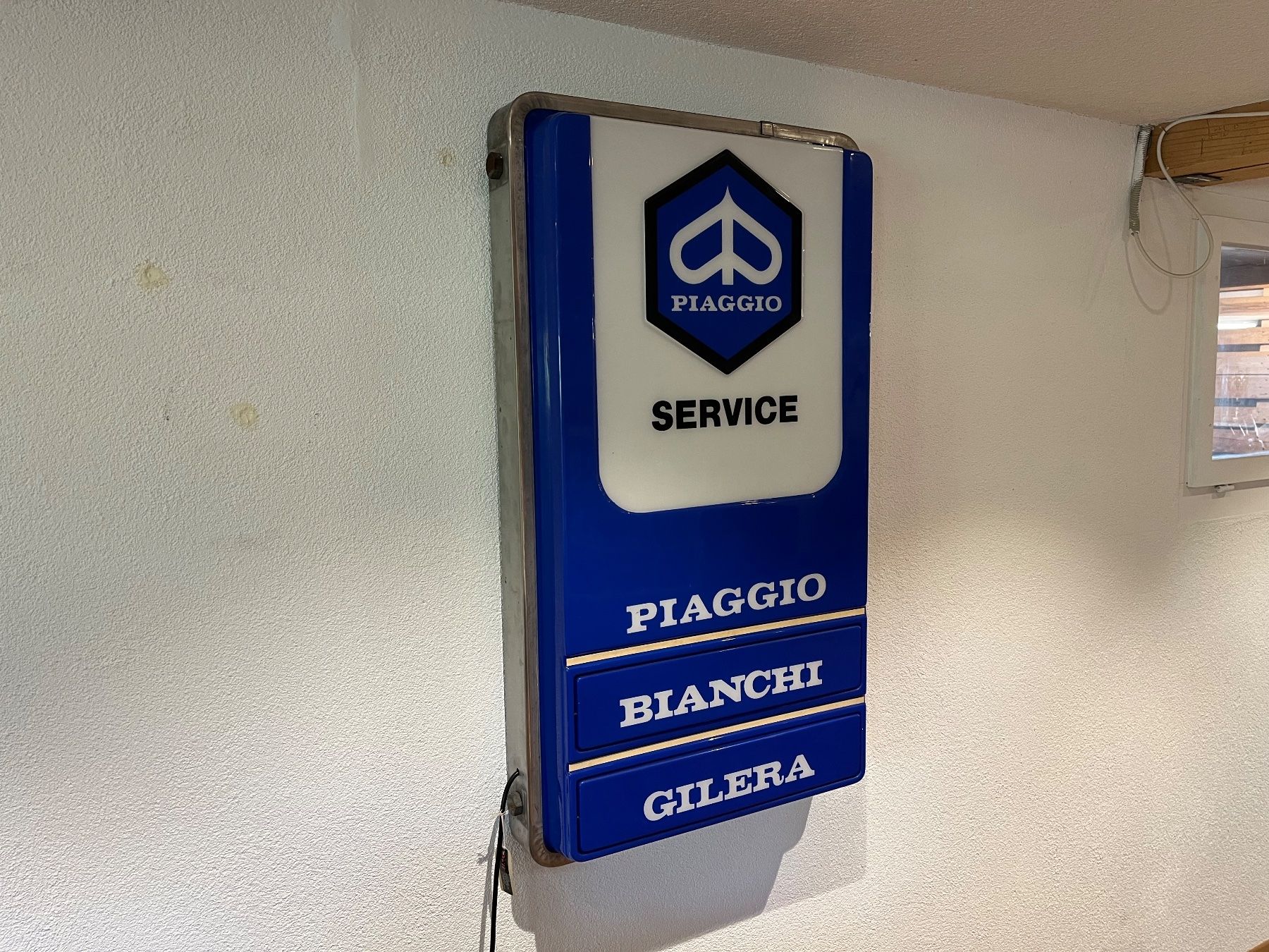 Piaggio Insegne: Piaggio Service - Leuchtreklame – Usato da Erlinsbach venduto da Stu-ff 3
