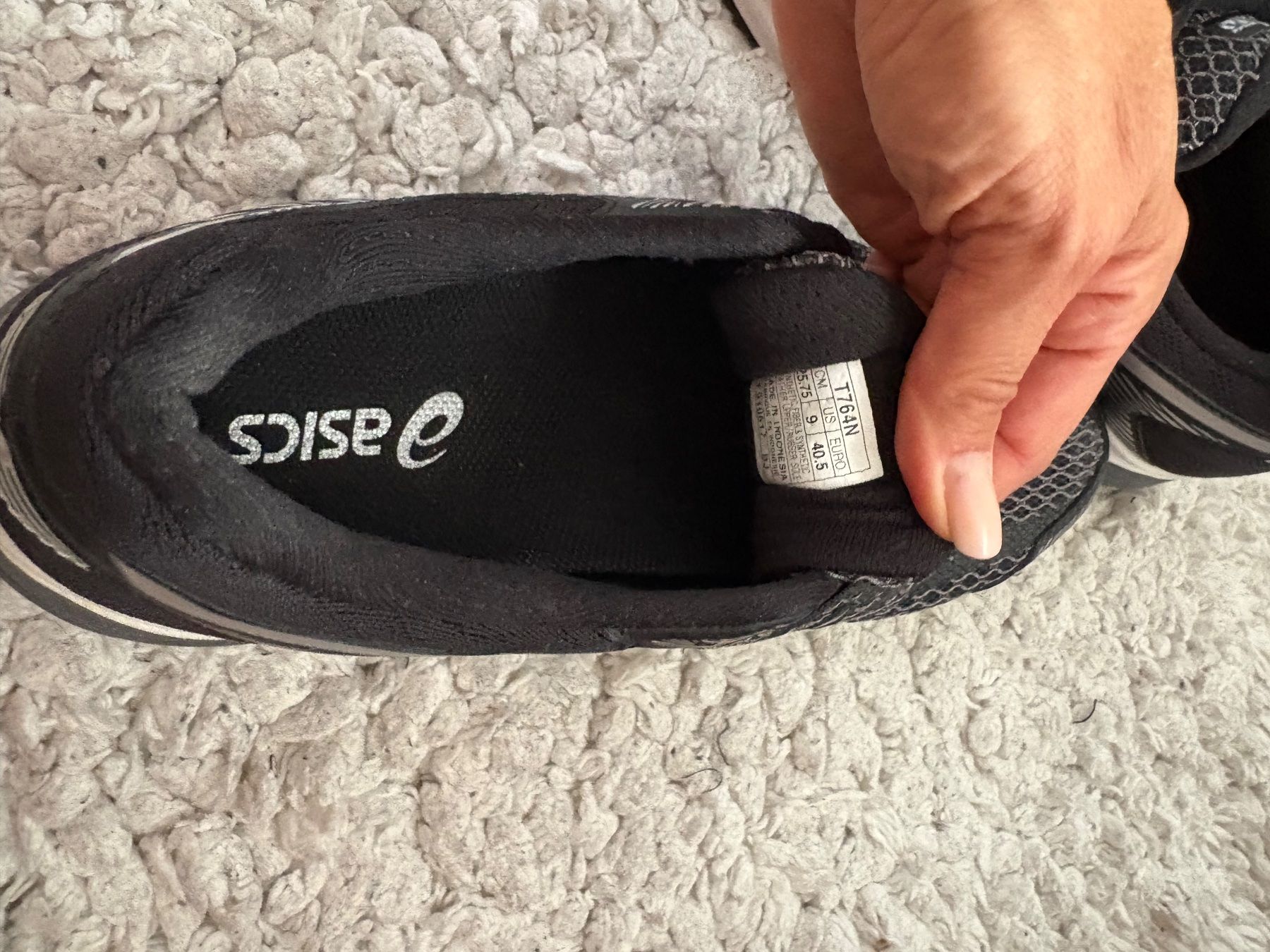 Asics Chaussures hommes: Sneakers – D'occasion à Zunzgen par mel_y6w2 3