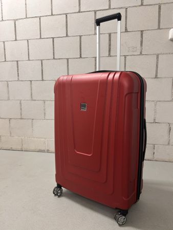 Hartschalen Koffer “Titan” rot
