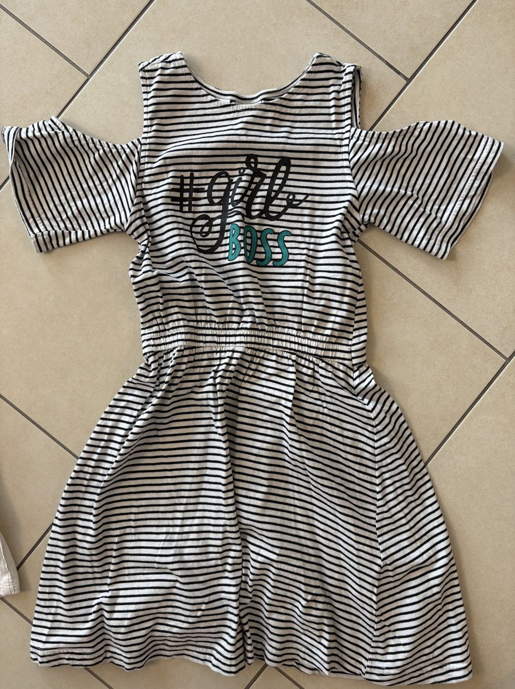 Tute: Röckli und Jumpsuit – Usato da Küssnacht am Rigi venduto da icbicb 5