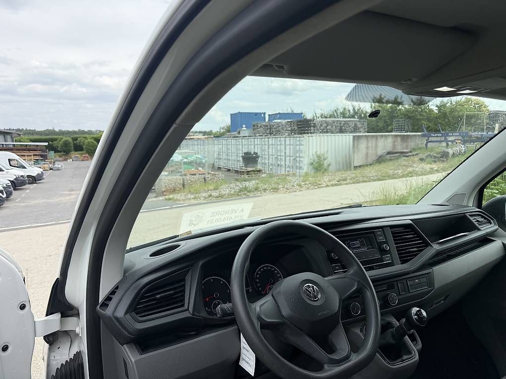 Camping Fahrzeuge: VW T6.1 Aménagé Pro – Gebraucht aus Suchy von maxconcept 9