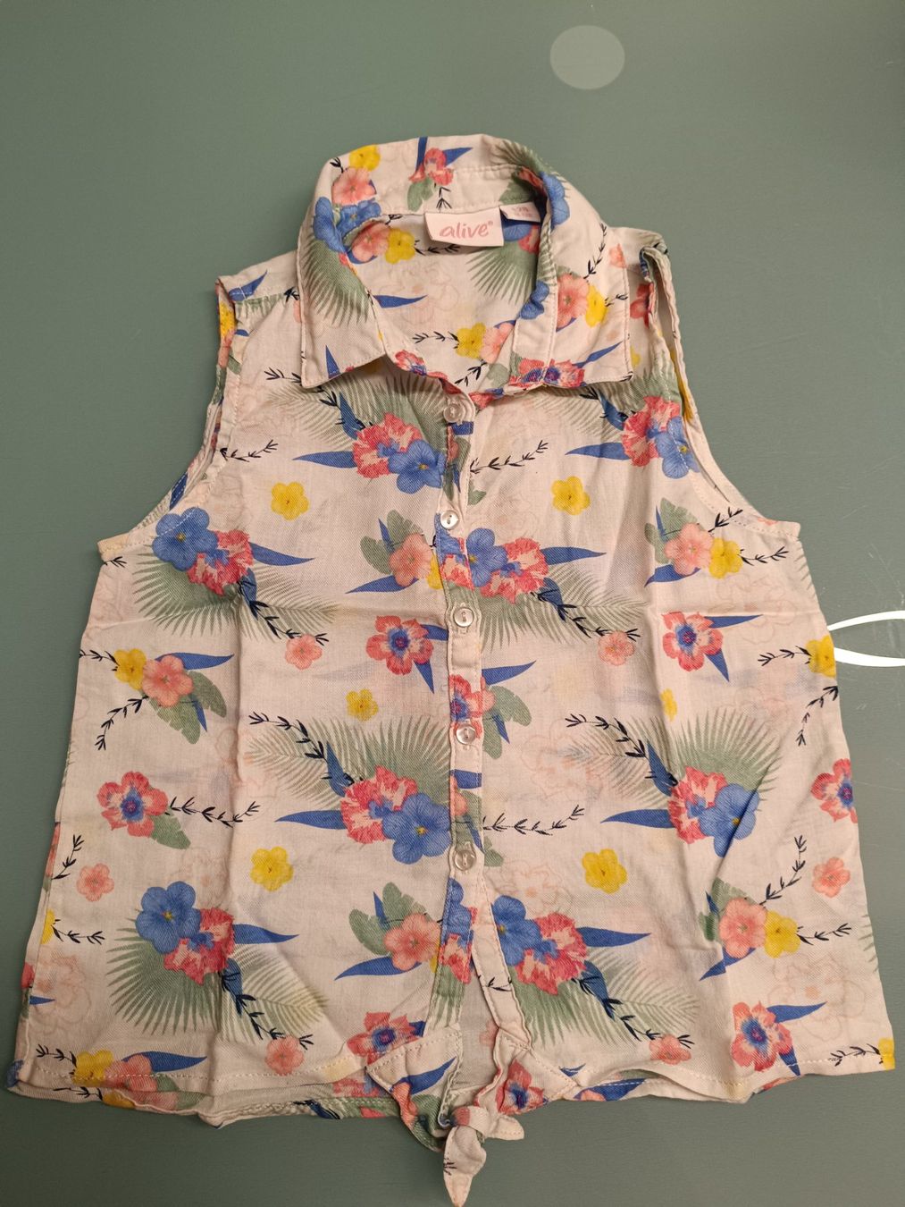 Camicette, T-shirt & Top: Bluse 122/128, wie neu – Nuovo (secondo la descrizione) da Wohlen AG venduto da Fabe3