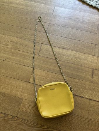 Gelb Furla Tasche mit Goldkette Bag Umhängetasche