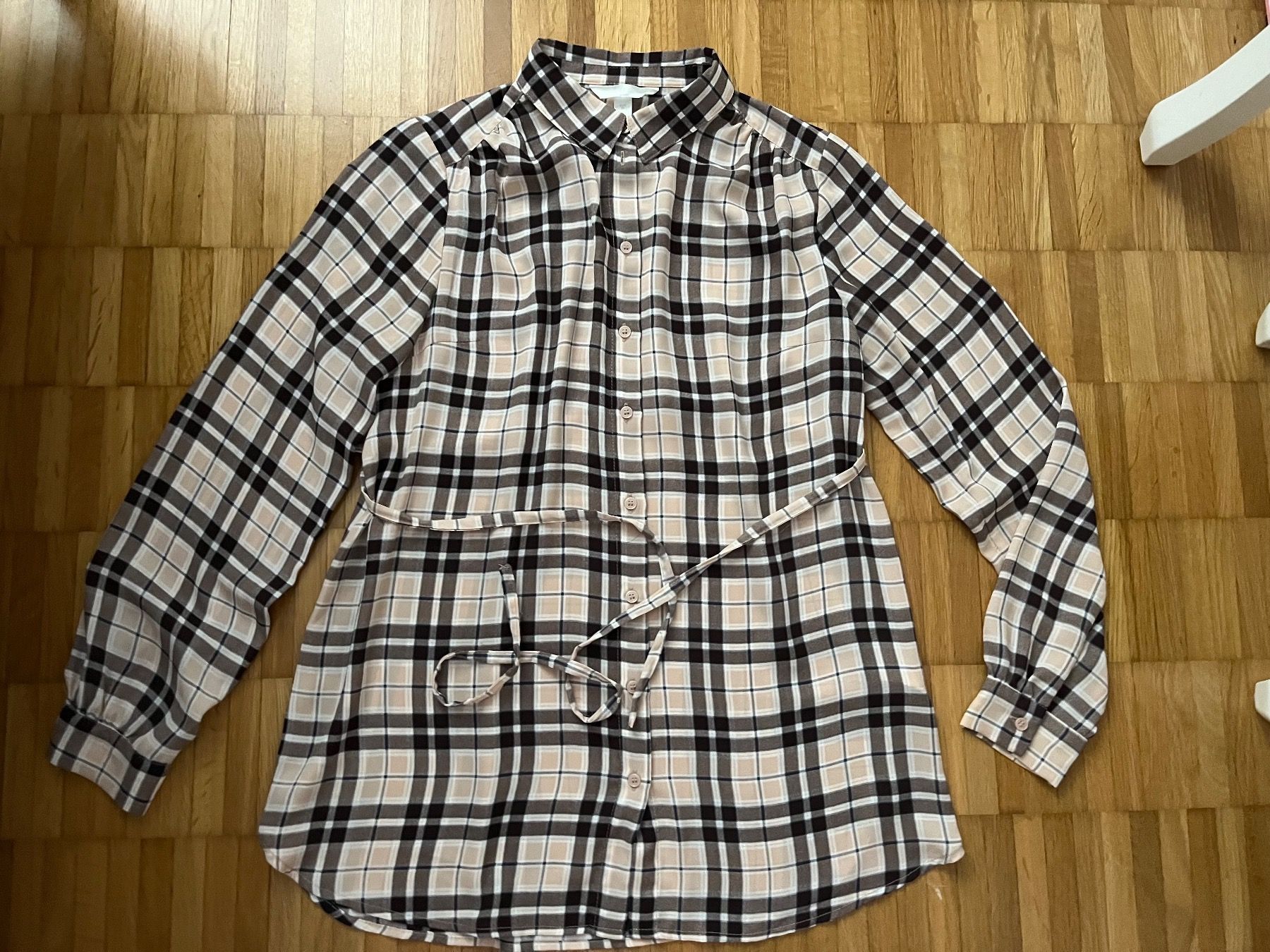 H&M Chemisiers: H&M Mamahemd Gr. XS – D'occasion à Jona par Good_luck_ 2