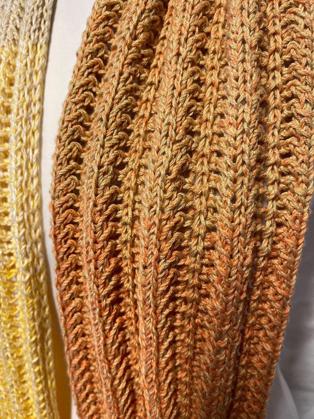 Foulards, Tücher & Schals: Schal, gelb – Neu (gemäss Beschreibung) aus Urnäsch von pas_5r9c 1