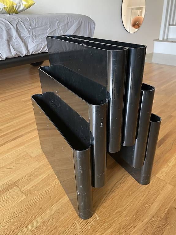 Altro per la casa: Kartell Zeitschriftenständer – Usato da Zürich venduto da Marti23 1