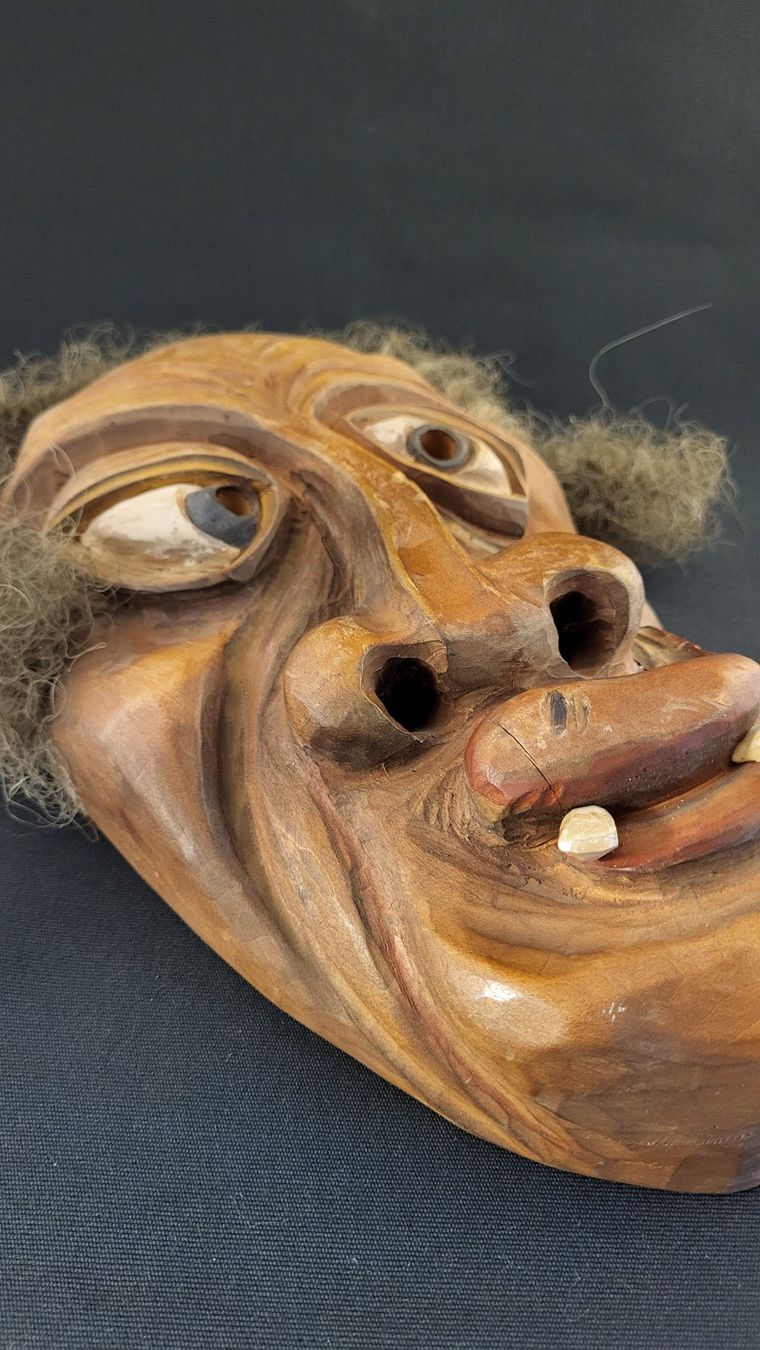 Altro in Antiquarato & Arte: Handgearbeitete Holzmaske Wallis??? – Usato da Basel venduto da spinne02 2