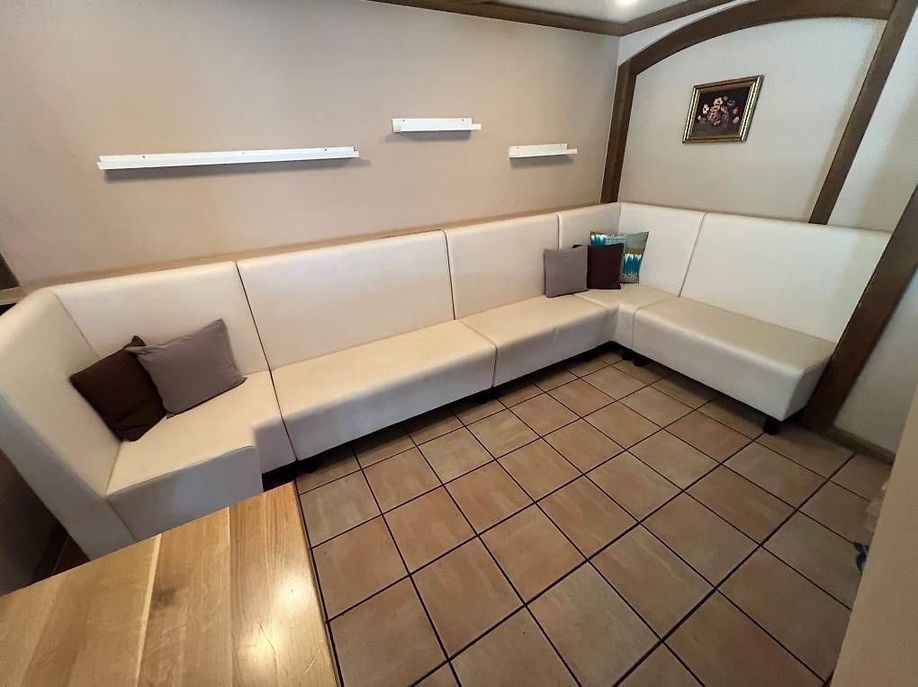 Panchine: Sitzbank / Lounge modular (7 Teilig) – Usato da Göschenen venduto da AntjeS02