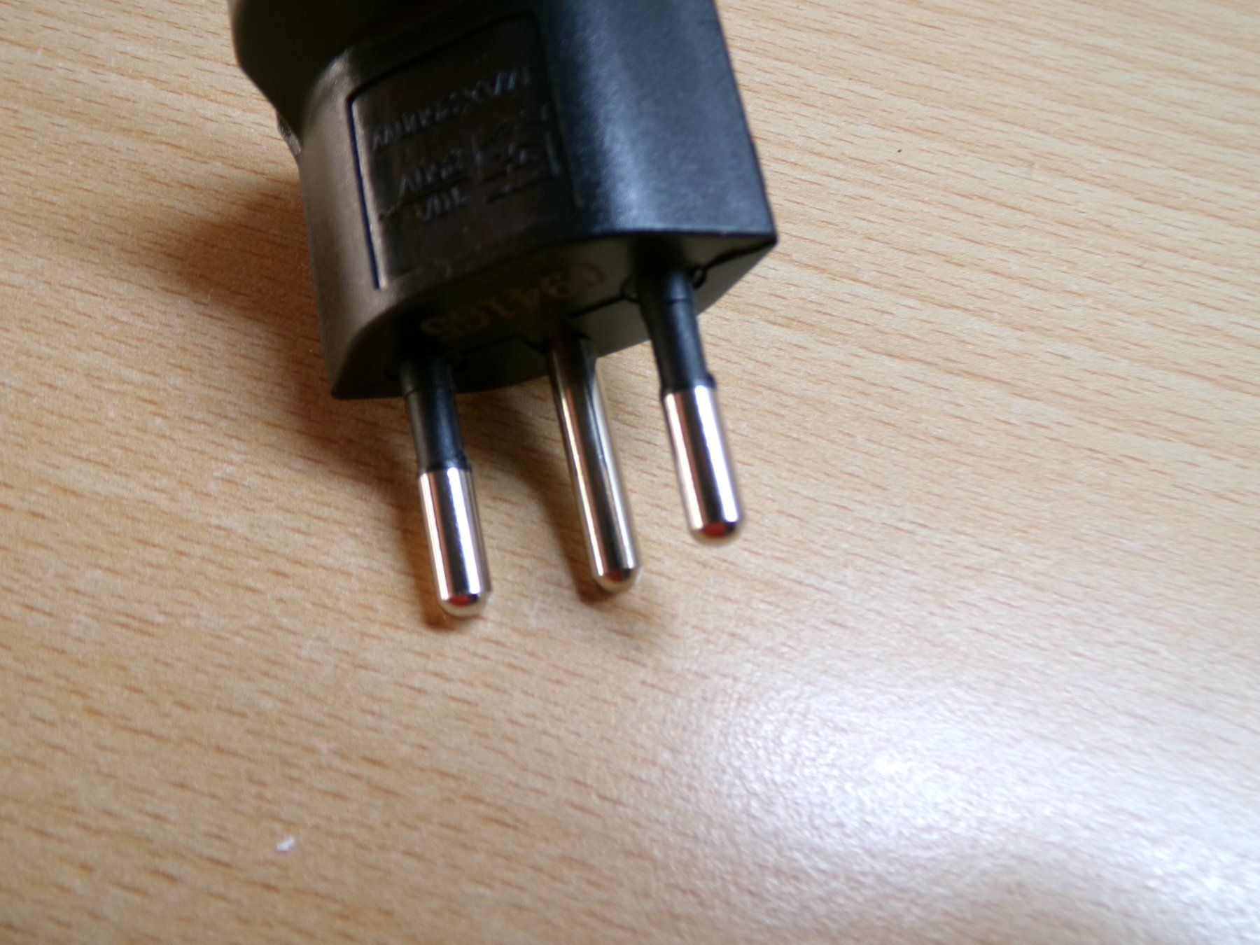 Lecteurs & Adaptateurs: Fixadapter schwarz – Neuf avec emballage d'origine à Hombrechtikon par HaGeKa50 5