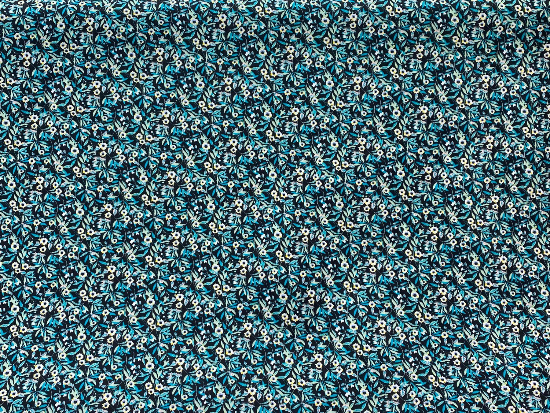 Tessuti: Tissu coton imprimé fleurs – Nuovo e nell'imballaggio originale da Préverenges venduto da mam_629h
