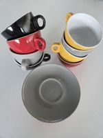 Tassen und Untertassen Set farbig 8 Stk. guter Zustand