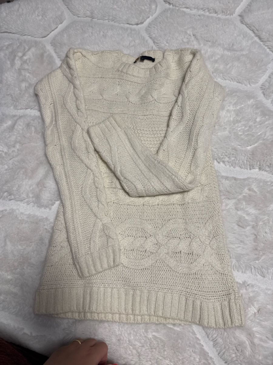 Pulls & Sweat-shirts: Maje Strickpullover Zopfmuster weiss Grösse 2 – D'occasion à Mont-sur-Lausanne par EgisCloset. 1