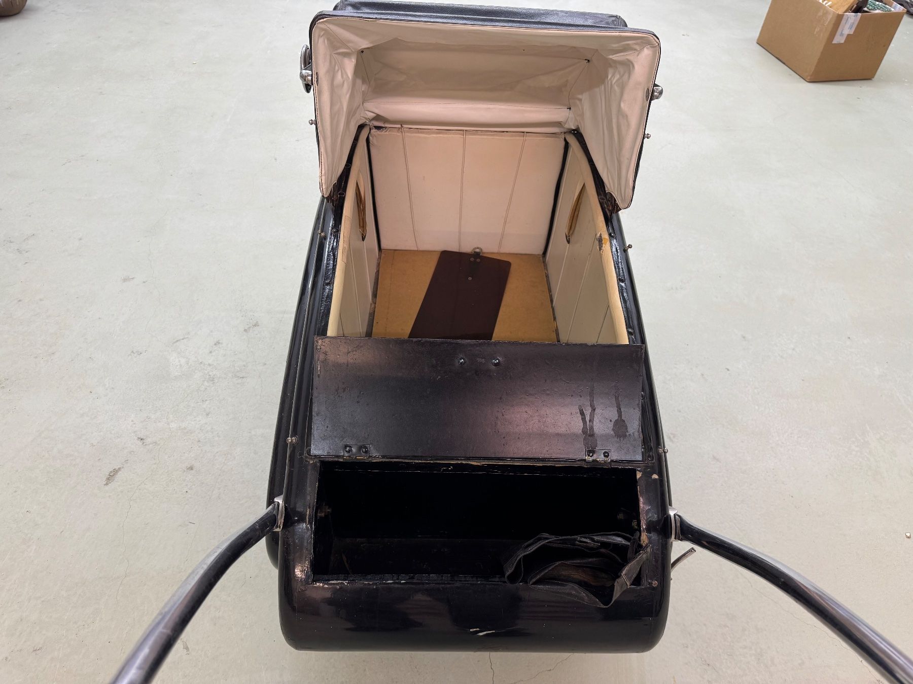 Carrozzine: Antiker Kinderwagen – Usato da Aeschi SO venduto da broschi56 1