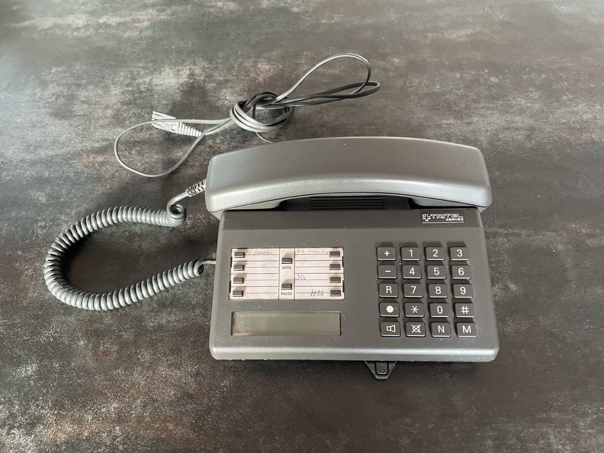 Telefoni: Ancien Téléphone Fixe Tritel Zernez – Usato da Vallamand venduto da Bricbracbroc82 2