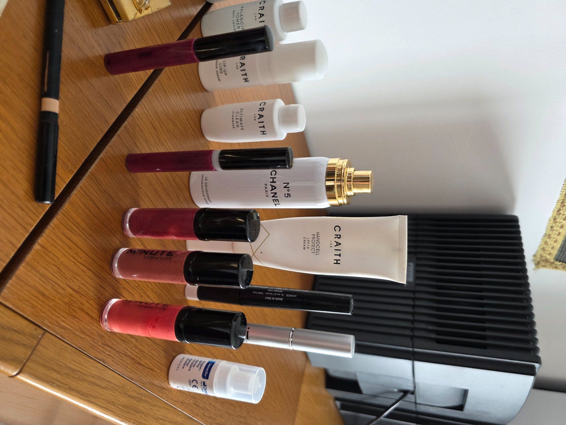 Sisley Make-up: Kosmetik-Lot verschiedener Marken – Usato da Au ZH venduto da Aufischer 3