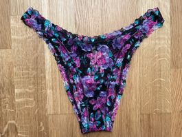 Victoria’s Secret Brazilian Lace Panty S NEW