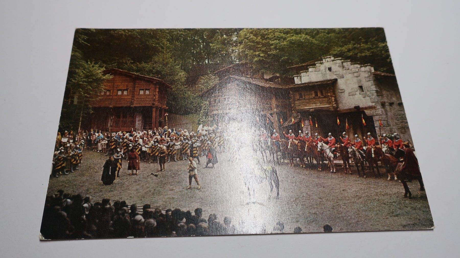 Cartoline postali: Tell-Freilichtspieler Interlaken – Usato da Cormoret venduto da Pascalll2001 1