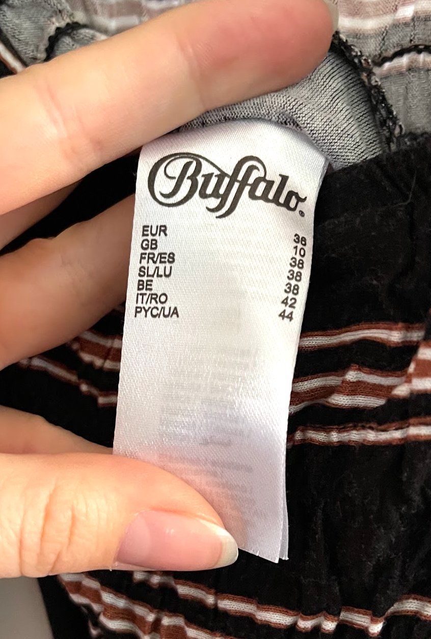 Buffalo Jumpsuits: Buffalo stripped strapless jumpsuit – Gebraucht aus Zürich von aliiix 3