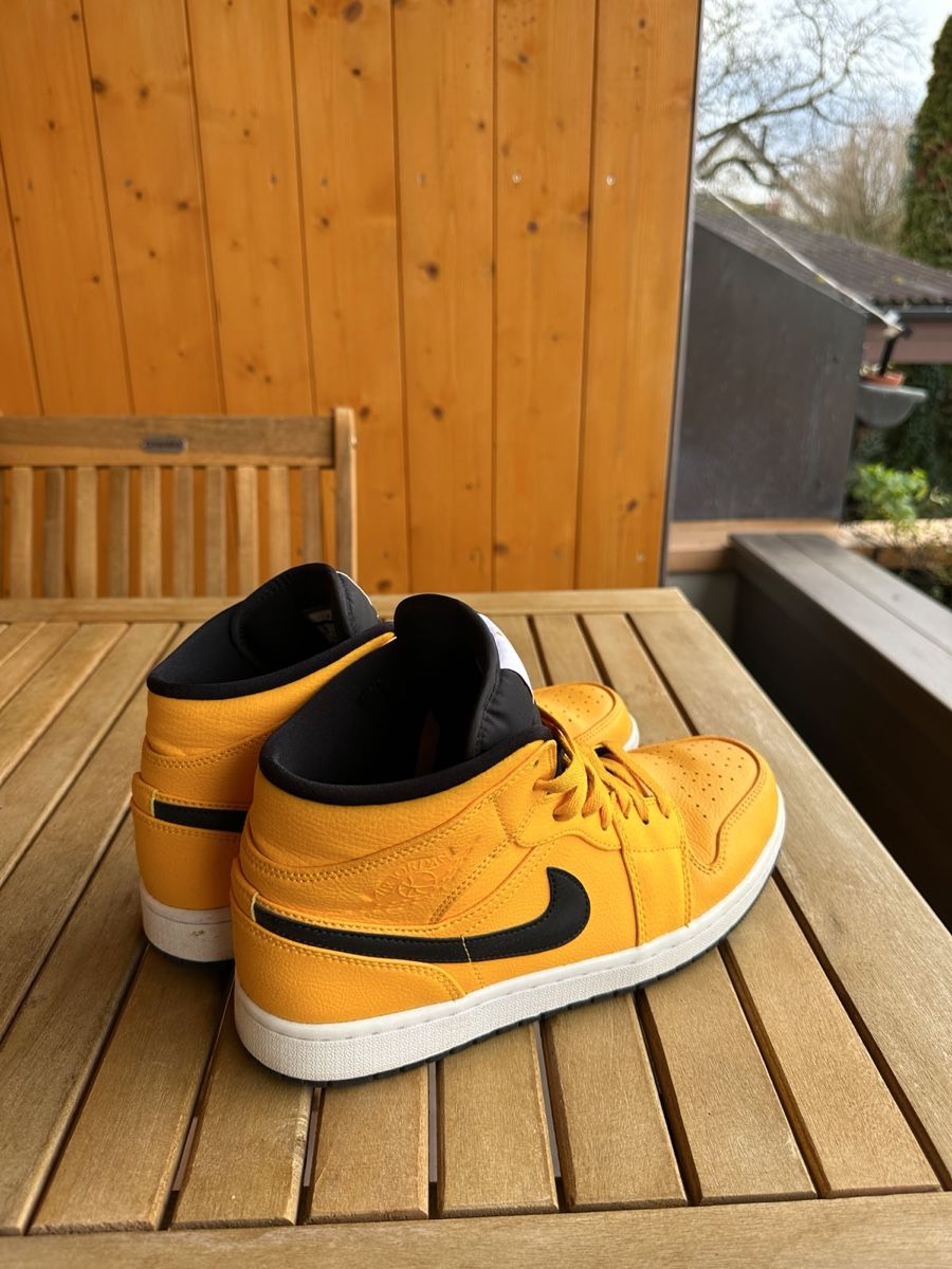 Scarpe da uomo: Air Jordan 1 Mid - Grösse 44 – Nuovo (secondo la descrizione) da Bürglen TG venduto da van_rr7z 2