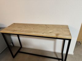 Eingang Tisch