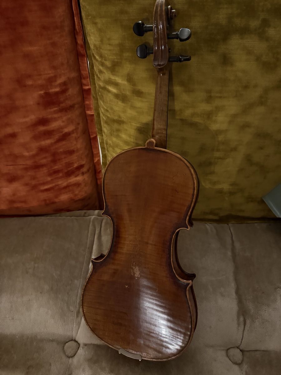 Strumenti musicali: Alte wunderschöne Geige mit dem Bogen – Usato da Fruthwilen venduto da Mariya13 8