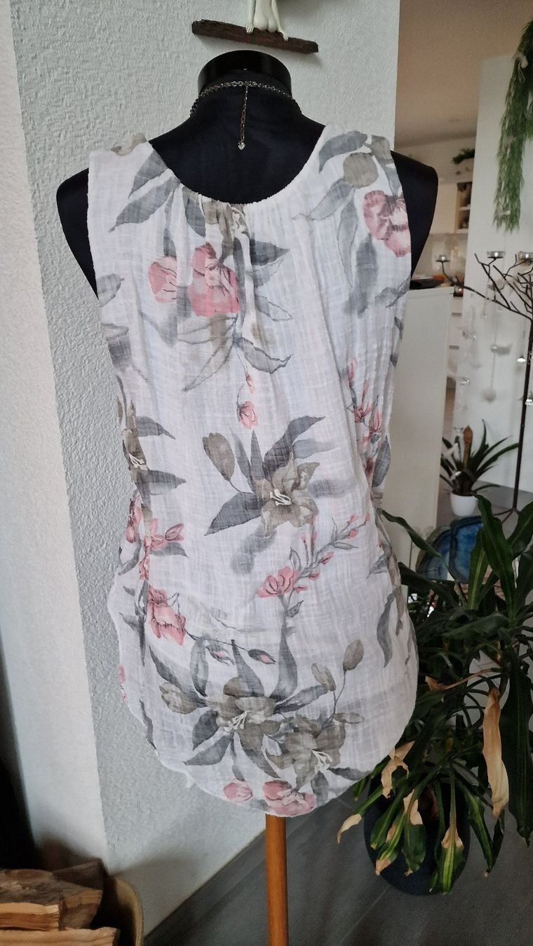 Chemisiers: Leichte Bluse mit Blumenmuster – D'occasion à Wil  AG par Kfloh 1