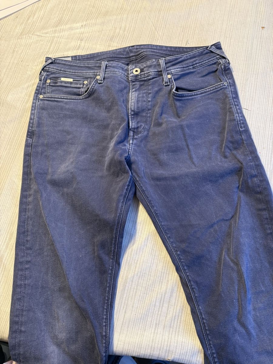 Pantaloni: 3 Herrenhosen – Usato da Strada venduto da Betflo 9
