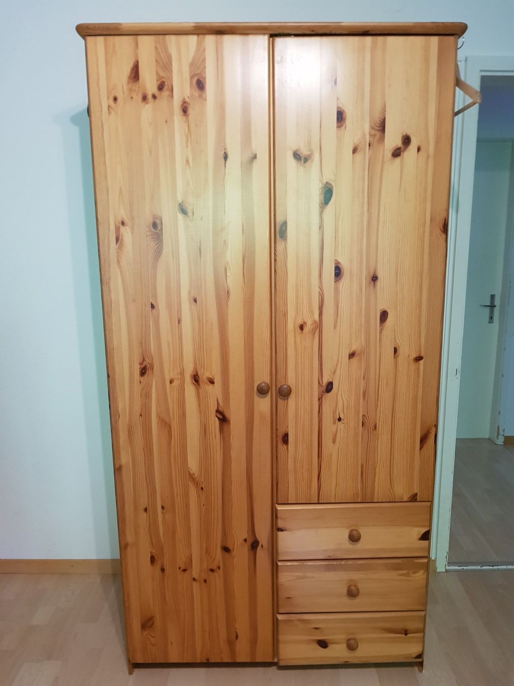 Armadi: Holzkasten – Usato da Kreuzlingen venduto da Alvier202376