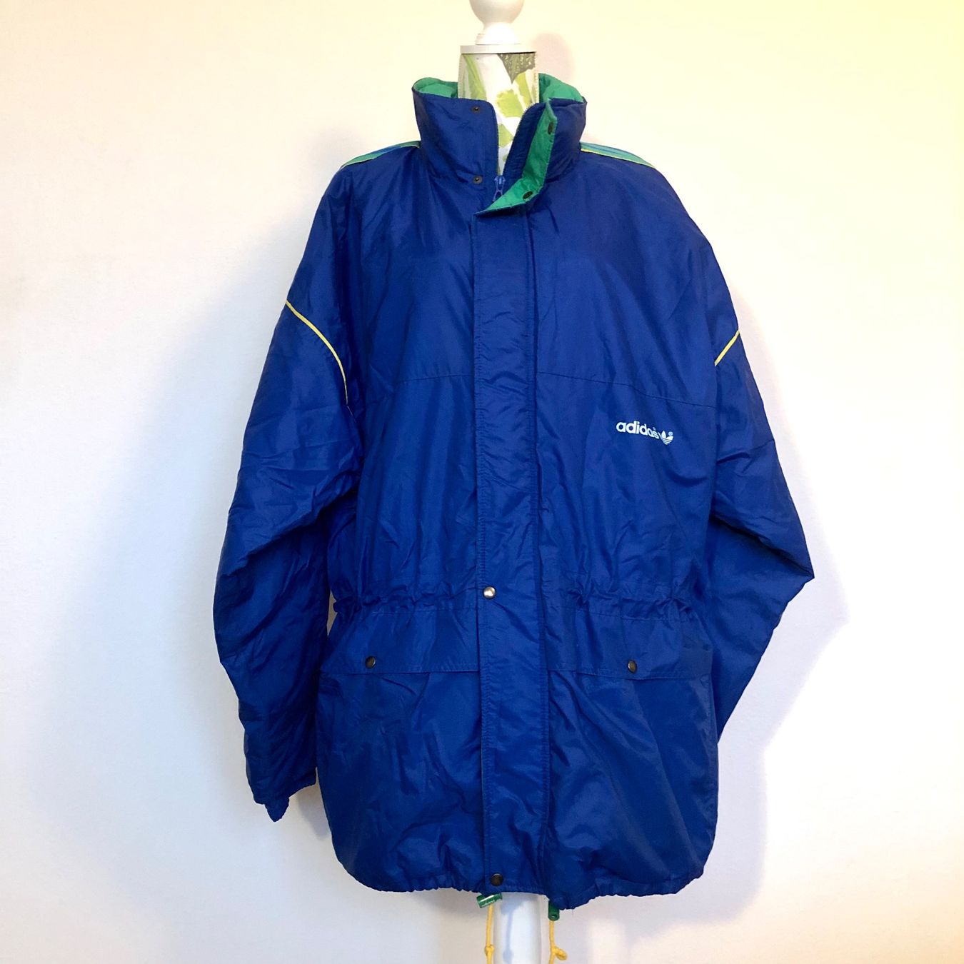 Adidas Giacche: Vintage Adidas Jacke, Grösse XL – Usato da Brienz BE venduto da Kokolea84