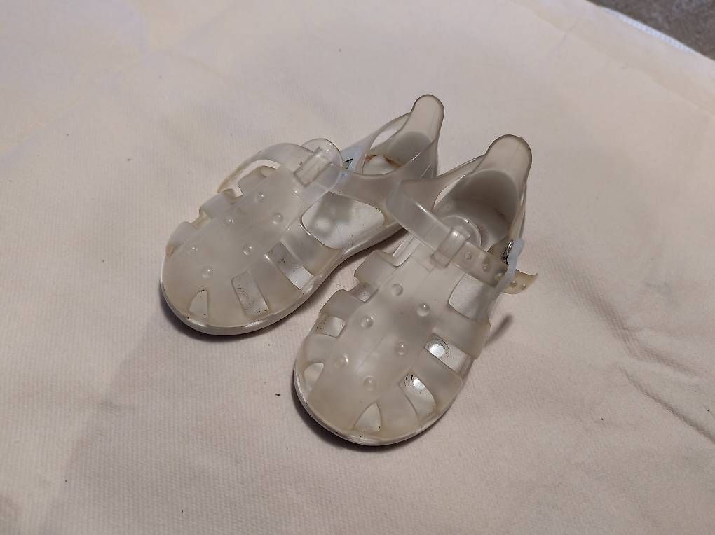 Schuhe für Jungen: Sandales d'eau , taille 21 chaussures enfant  – Gebraucht aus Veyrier von cec_2xq6 1