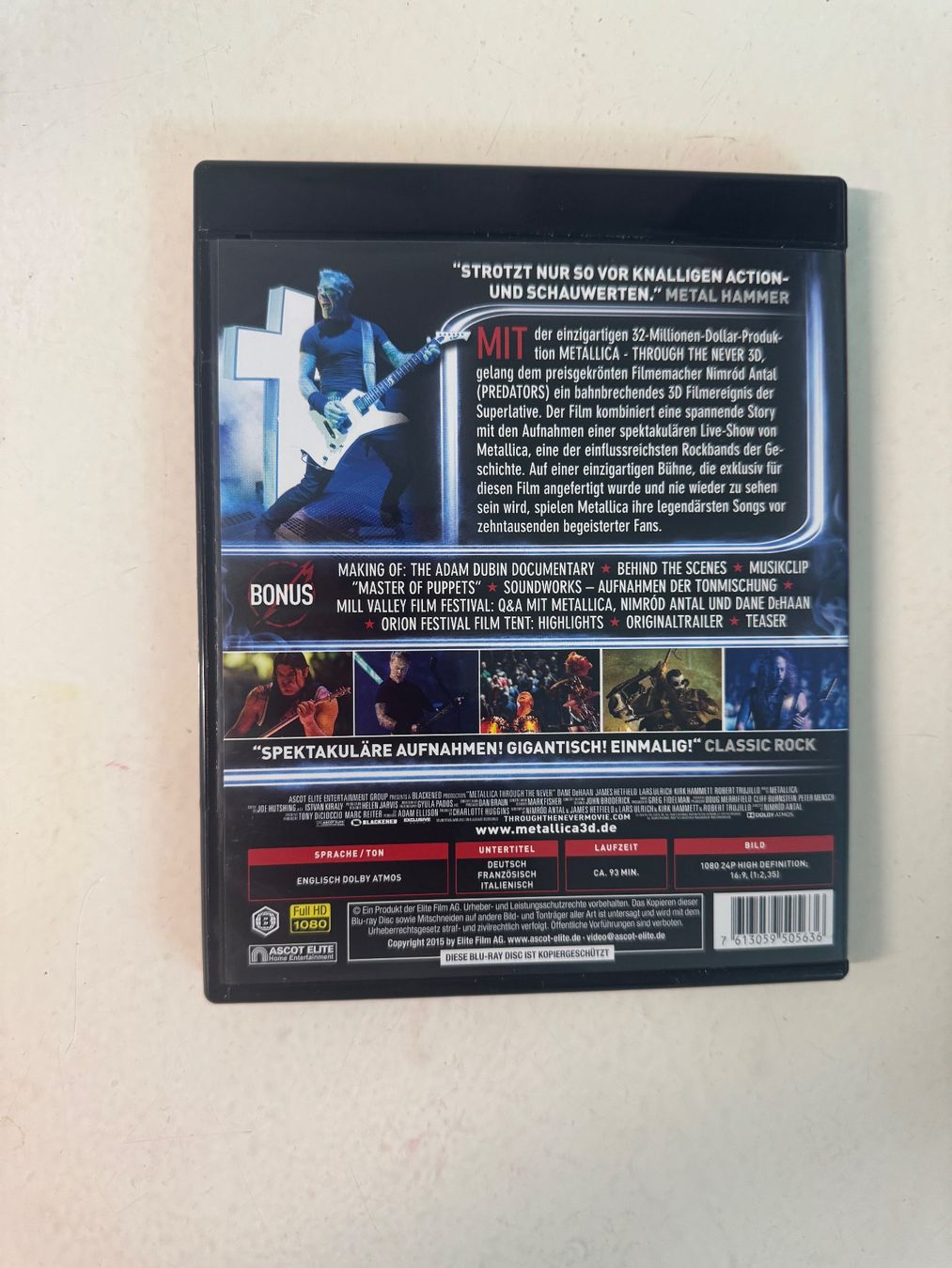 Tous les DVDs: THROUGH THE NEVER 3D. (BLU-RAY) – D'occasion à Basel par san_2qlq 1