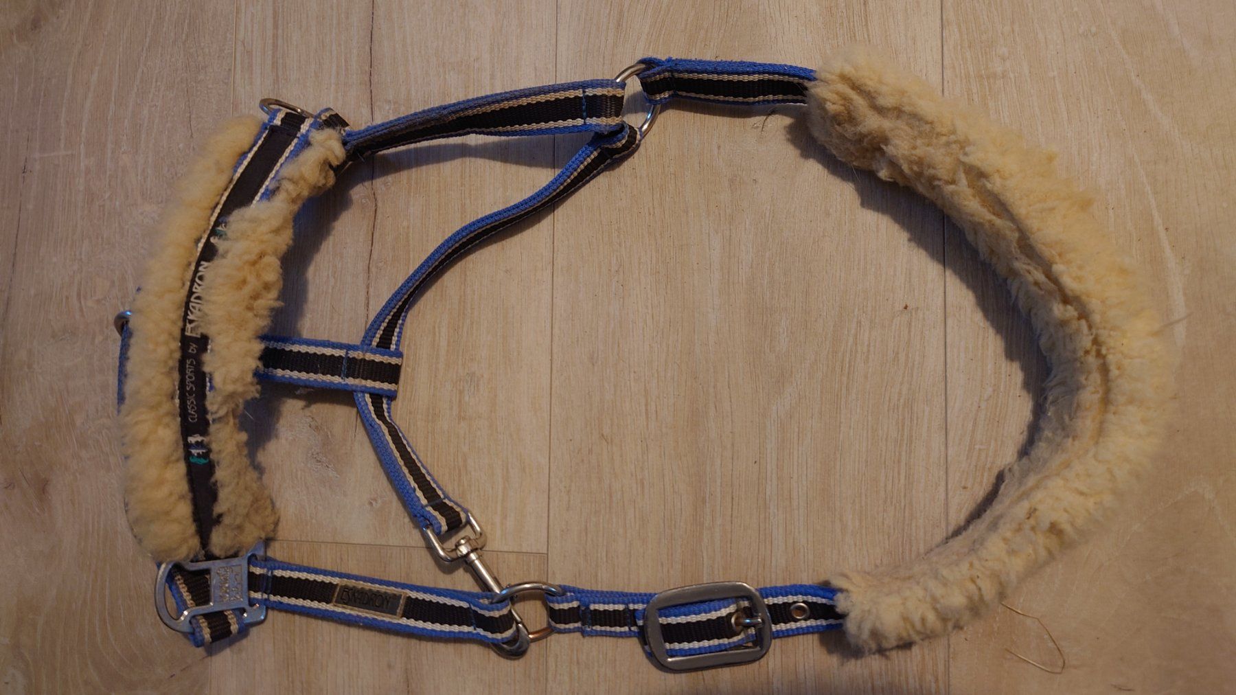 Eskadron Briglie & Cavezze: Eskadron Lammfell Halfter Cob/ Vollblut – Usato da Rheinau venduto da Nachtflug8