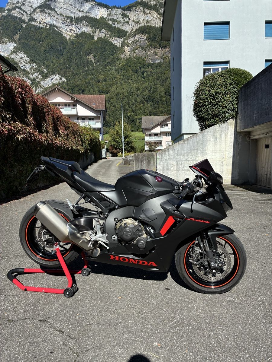 Honda Strada: Honda cbr 1000 rr sc77 – Usato da Mels venduto da Nikola1997 5