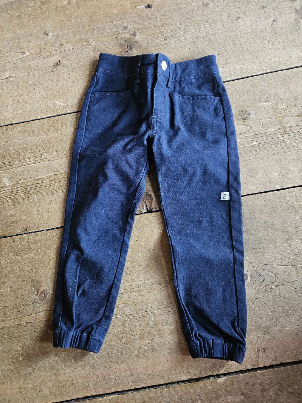 Namuk Pantalons: Namuk Hose – D'occasion à Tarasp par L20-C22