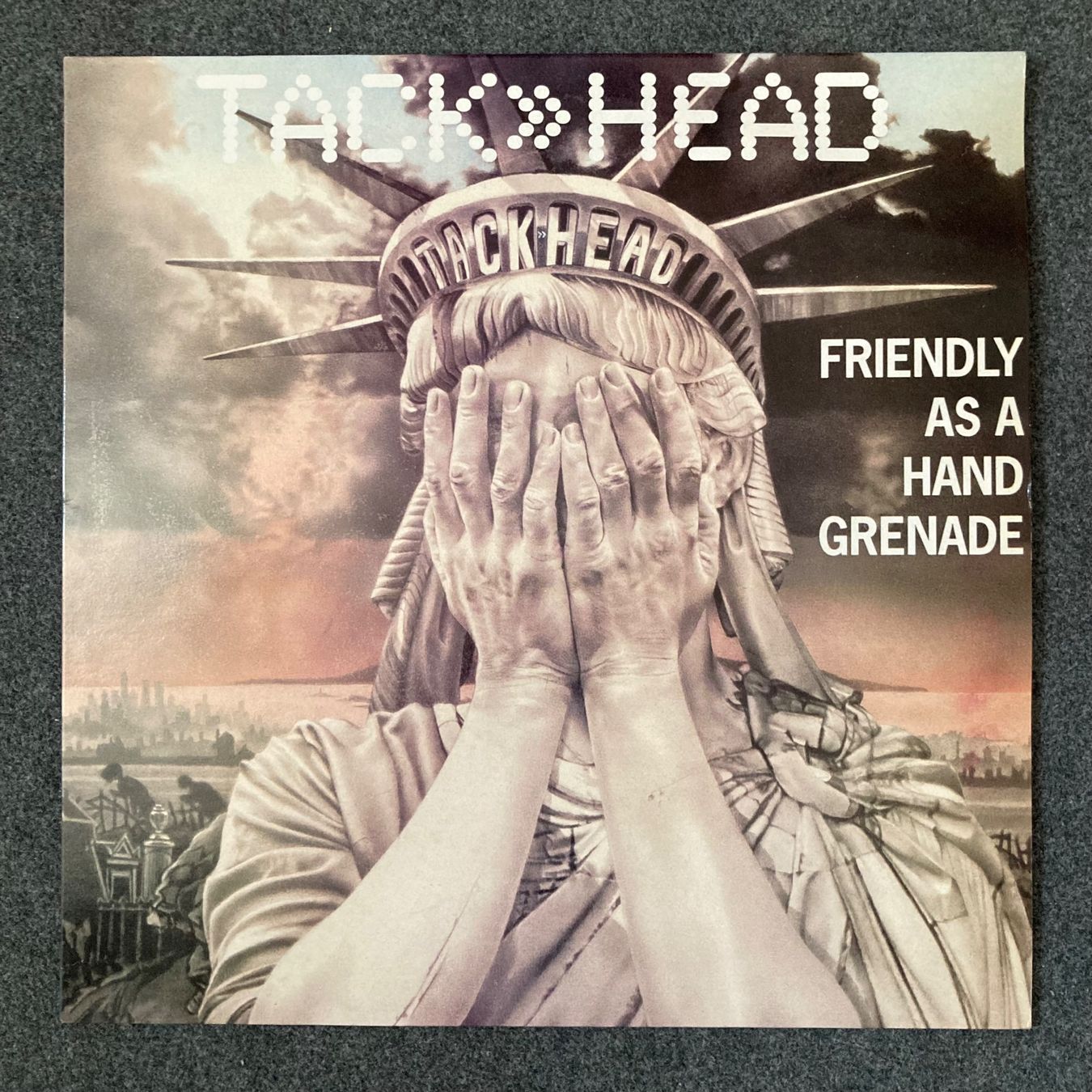 Schallplatten: Tack Head - Friendly As A Hand Grenade - LP – Gebraucht aus dachsen von oheio