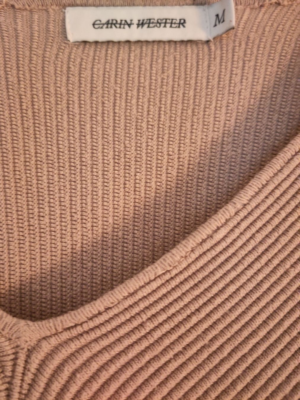 Maglioni & Felpe: Herbstlicher Strickpullover Gr. M, beige, V-Ausschnitt – Usato da Dübendorf venduto da Cocochala8 1