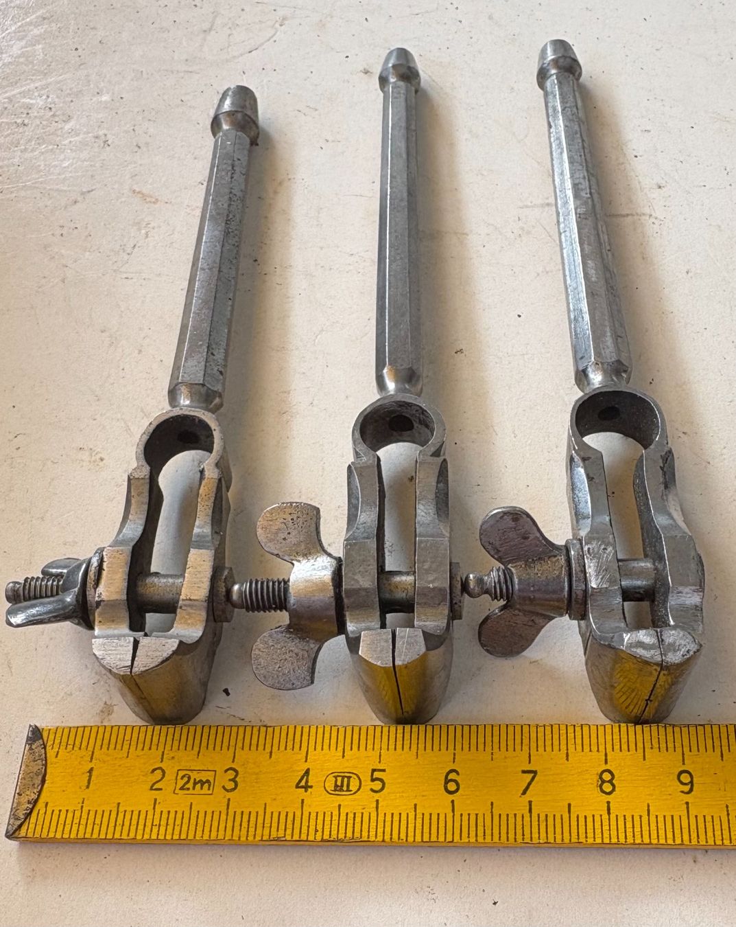 Tous les outils: VINTAGE HANDFEILKOLBEN – D'occasion à Ostermundigen par wini63 5