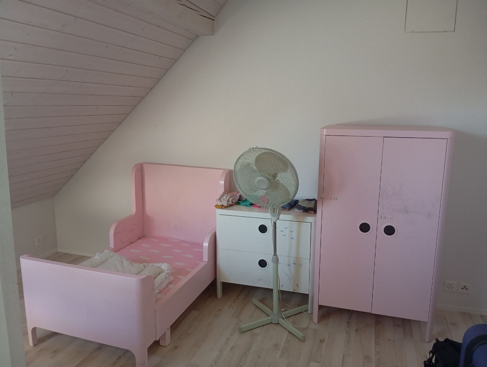 Ikea Betten: Kinderzimmer von Ikea – Gebraucht aus Frauenfeld von flo_f7cs