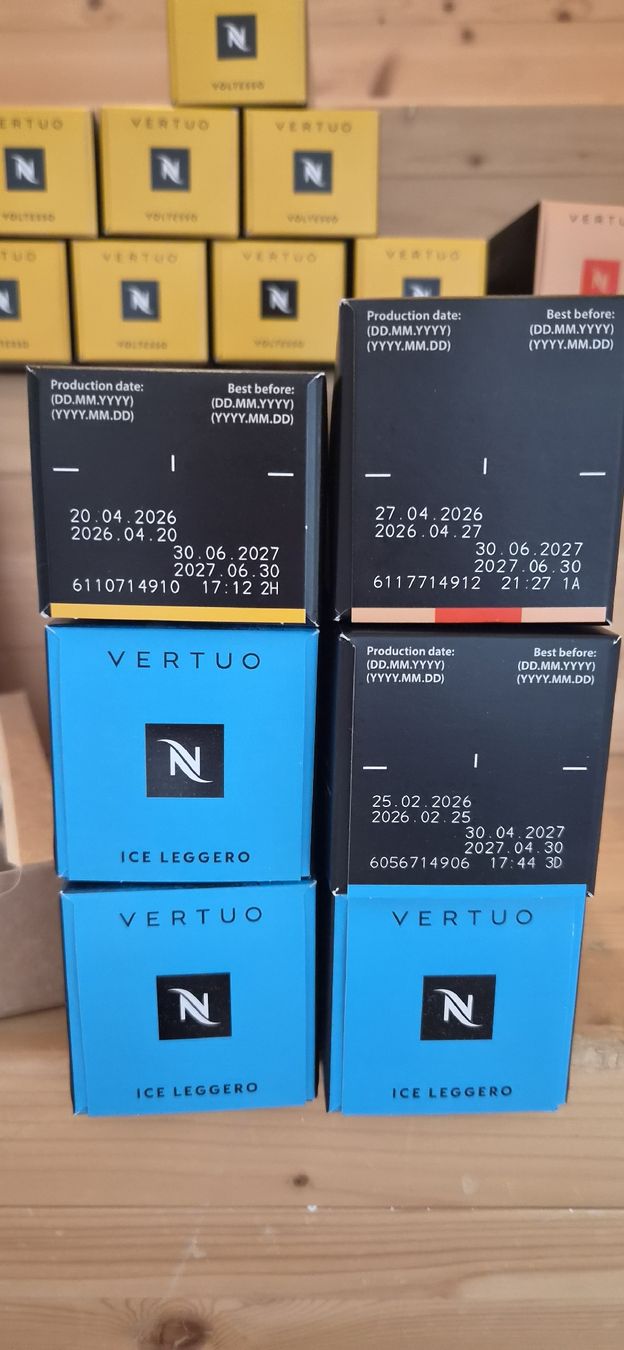 Nespresso Machines à café & Machines à expresso: Nespresso Vertuo Kapseln – Neuf avec emballage d'origine à Niederlenz par zobi2 1